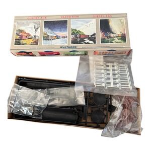 HO WALTHERS 54' Tank Car Sunoco #24503-932-5208